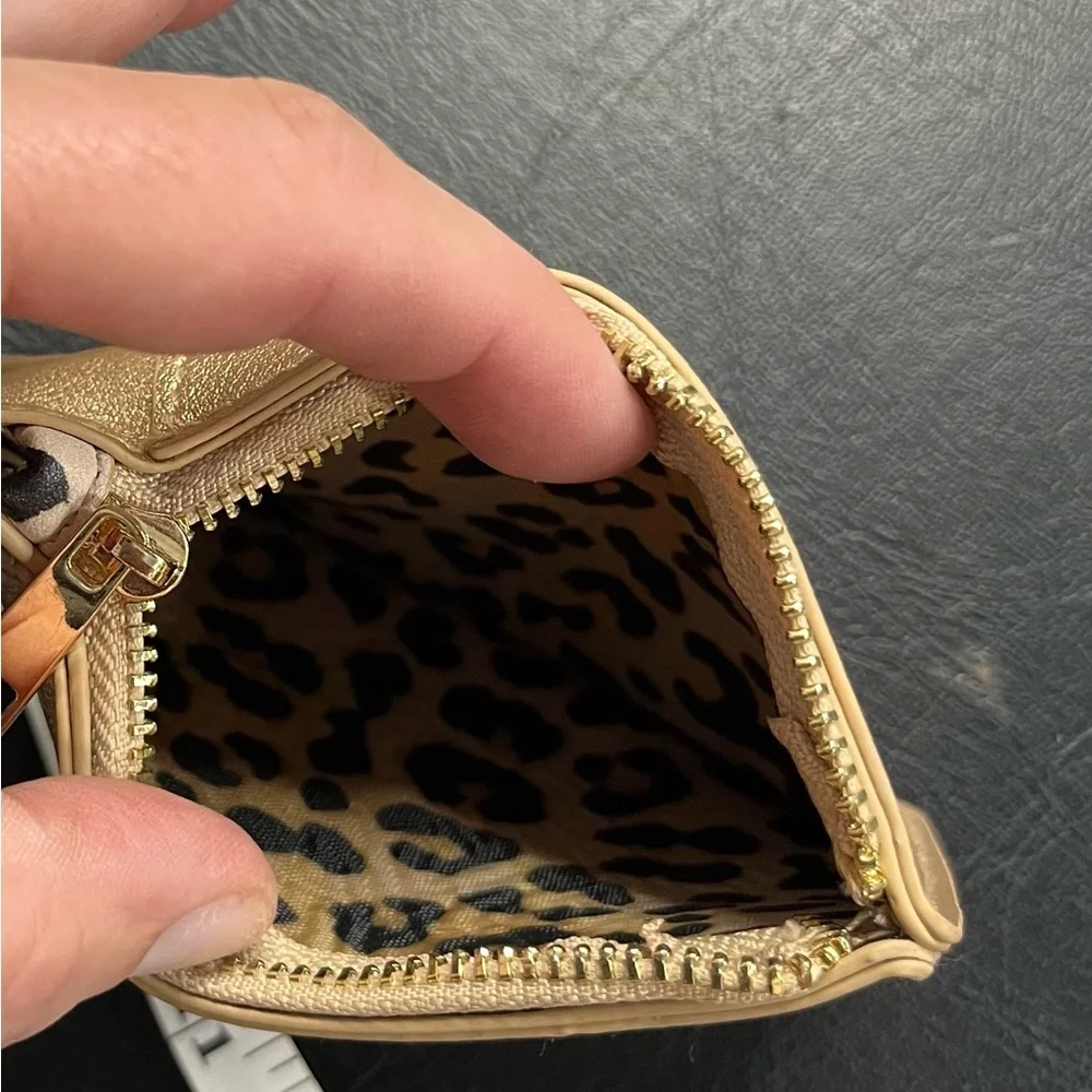 Animal print wristlet/cardholder
